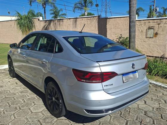 VOLKSWAGEN VIRTUS 1.0 200 TSI COMFORTLINE AUTOMÁTICO